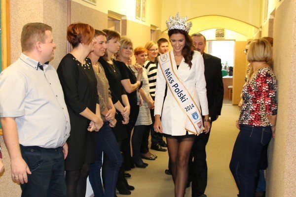 Miss Polski odwiedziła Urząd Gminy Łyse - zdjęcie #6 - eOstroleka.pl