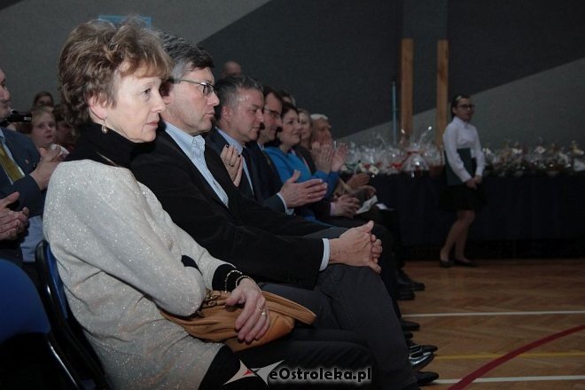 Betlejem ostrołęckiej Dziesiątki [15.12.2014] - zdjęcie #21 - eOstroleka.pl