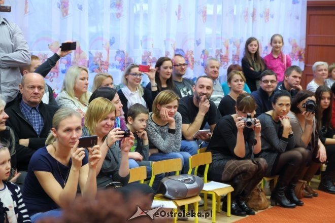  Ostrołęka: Jasełka w wykonaniu przedszkolaków z „ósemki” [16.12.2014] - zdjęcie #8 - eOstroleka.pl