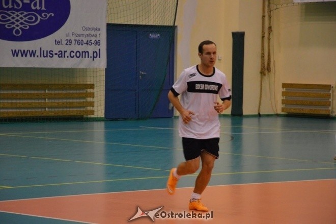 Nocna Liga Futsalu - 2. kolejka [20.12.2014] - zdjęcie #17 - eOstroleka.pl