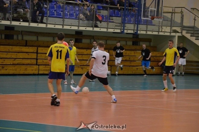 Nocna Liga Futsalu - 2. kolejka [20.12.2014] - zdjęcie #35 - eOstroleka.pl