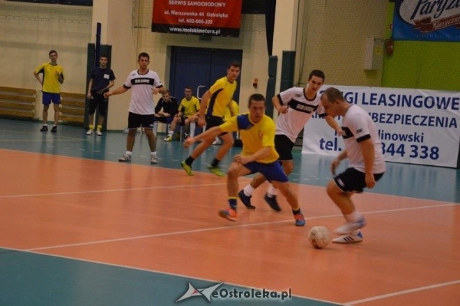 Nocna Liga Futsalu - 2. kolejka [20.12.2014] - zdjęcie #72 - eOstroleka.pl