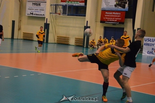 Nocna Liga Futsalu - 2. kolejka [20.12.2014] - zdjęcie #98 - eOstroleka.pl