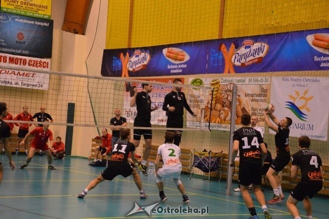 SPS Volley Ostrołęka - PNH Warszawa [21.12.2014] - zdjęcie #4 - eOstroleka.pl
