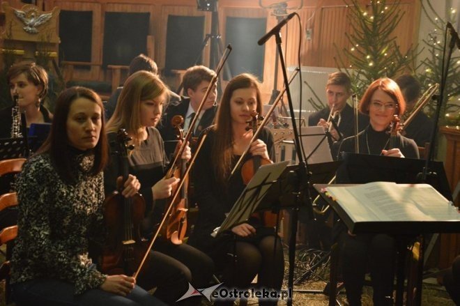 Koncert Ostrołęckiej Orkiestry Kameralnej [27.12.2014] - zdjęcie #11 - eOstroleka.pl