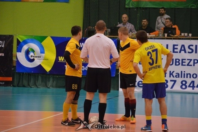 Nocna Liga Futsalu - 3. kolejka [27.12.2014] - zdjęcie #22 - eOstroleka.pl