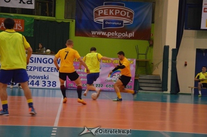 Nocna Liga Futsalu - 3. kolejka [27.12.2014] - zdjęcie #26 - eOstroleka.pl