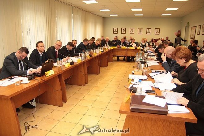 IV sesja Rady Miasta Ostrołęki [30.12.2014] - zdjęcie #7 - eOstroleka.pl