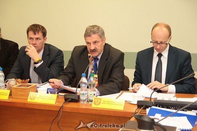 IV sesja Rady Miasta Ostrołęki [30.12.2014] - zdjęcie #15 - eOstroleka.pl