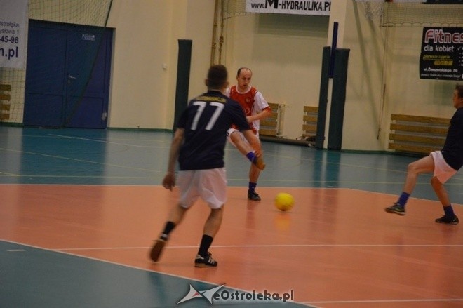 Nocna Liga Futsalu - 4. kolejka [02.01.2015] - zdjęcie #15 - eOstroleka.pl