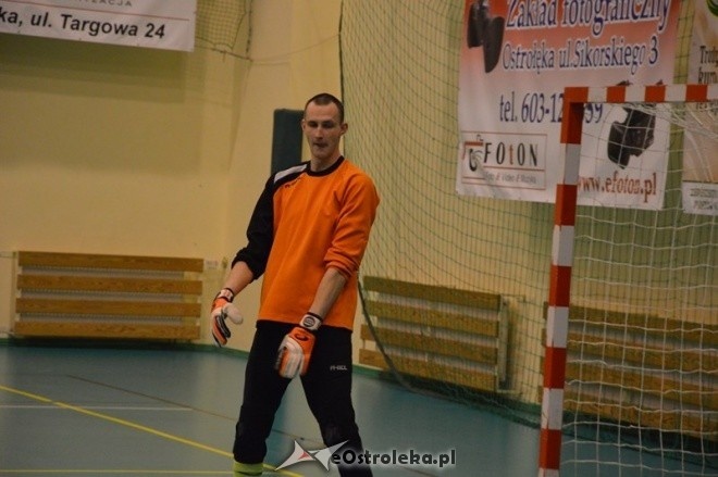 Nocna Liga Futsalu - 4. kolejka [02.01.2015] - zdjęcie #57 - eOstroleka.pl