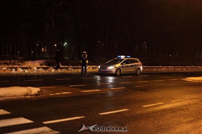 Ostrołęka: Śmiertelne potrącenie pieszej przy Traugutta [26.01.2015] - zdjęcie #3 - eOstroleka.pl
