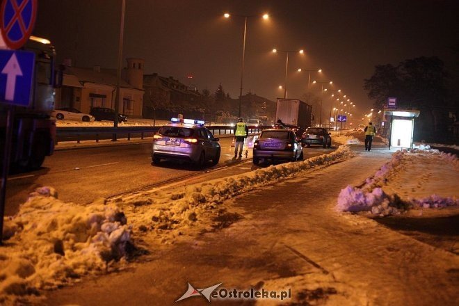 Ostrołęka: Śmiertelne potrącenie pieszej przy Traugutta [26.01.2015] - zdjęcie #5 - eOstroleka.pl
