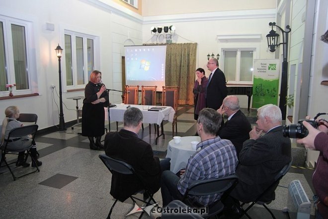 Promocja książki o Powstaniu Styczniowym w Muzeum Kultury Kurpiowskiej [27.01.2015] - zdjęcie #3 - eOstroleka.pl