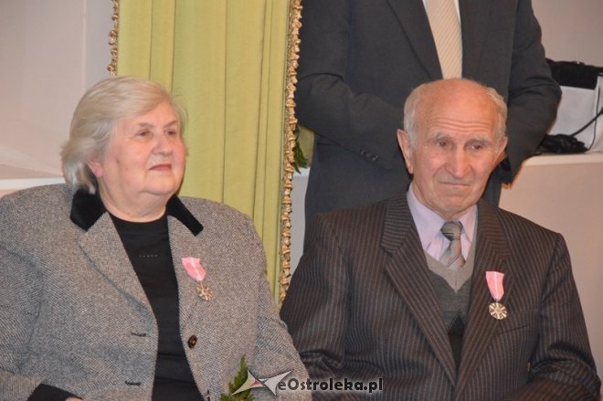 Uroczystość wręczenia medali za długoletnie pożycie małżeńskie [06.02.2015] - zdjęcie #30 - eOstroleka.pl