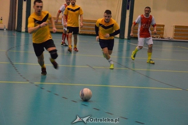 Nocna Liga Futsalu - 8. kolejka [06.02.2015] - zdjęcie #10 - eOstroleka.pl