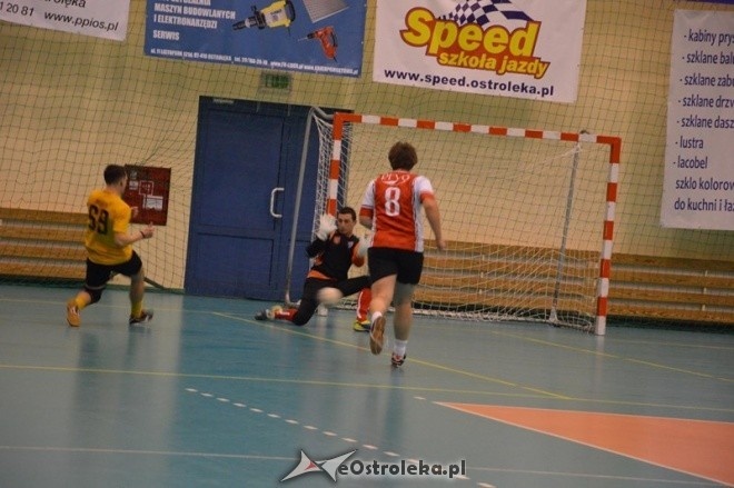Nocna Liga Futsalu - 8. kolejka [06.02.2015] - zdjęcie #13 - eOstroleka.pl