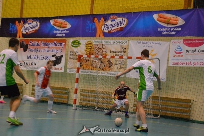 Nocna Liga Futsalu - 9. kolejka [08.02.2015] - zdjęcie #9 - eOstroleka.pl