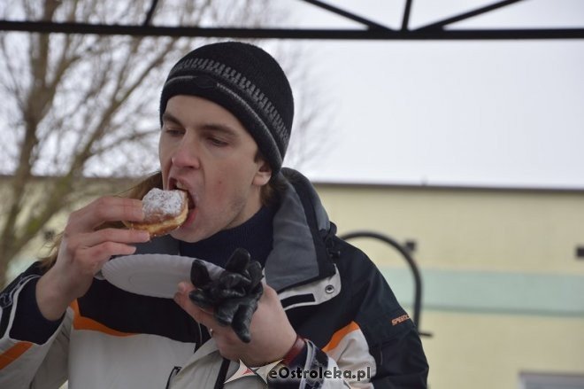 Mistrzostwa Ostrołeki w jedzeniu pączków [12.02.2015] - zdjęcie #25 - eOstroleka.pl