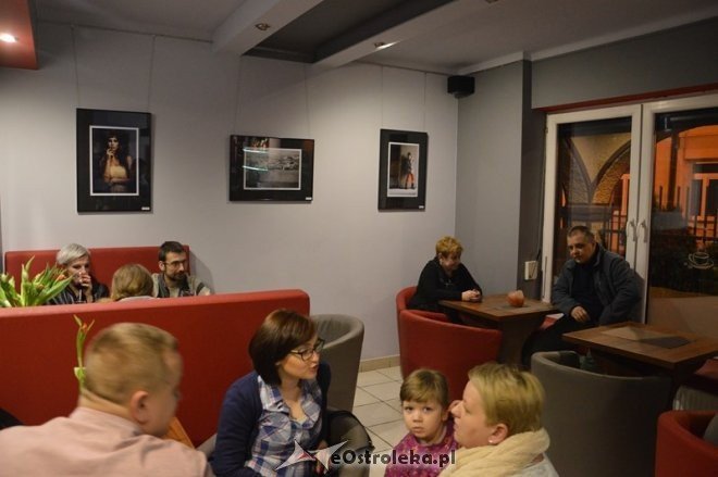 Wernisaż wystawy Ostrołęckiego Towarzystwa Fotograficznego [12.02.2015] - zdjęcie #2 - eOstroleka.pl