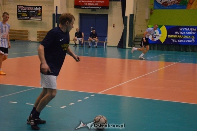 Nocna Liga Futsalu - 11. kolejka [20.02.2015] - zdjęcie #2 - eOstroleka.pl