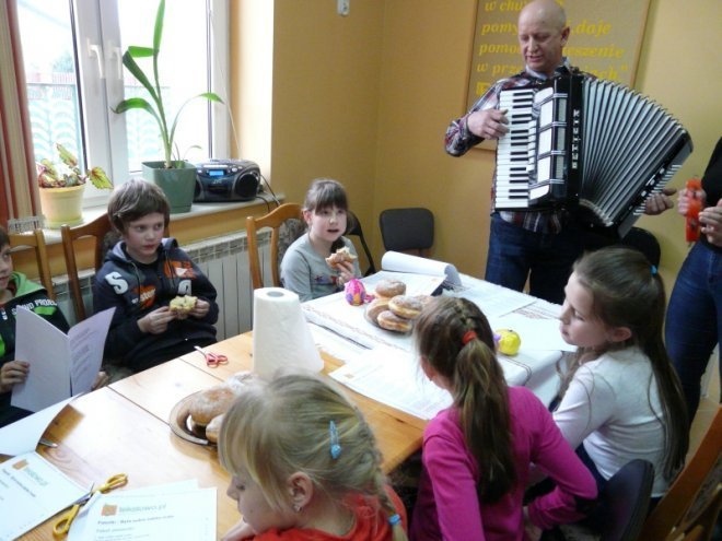 Warsztaty wielkanocne dla dzieci w Piskach - zdjęcie #9 - eOstroleka.pl