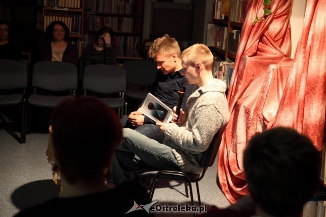 Wieczór w Arce: Promocja książki Arkadiusza Kwaczka [27.02.2015] - zdjęcie #6 - eOstroleka.pl
