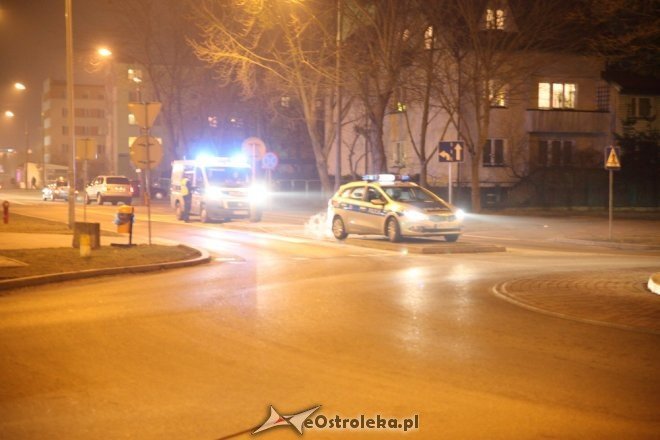 Ostrołęka: Kobieta i dwoje dzieci potrącone na przejściu dla pieszych. Wszyscy trafili do szpitala [28.02.2015] - zdjęcie #5 - eOstroleka.pl