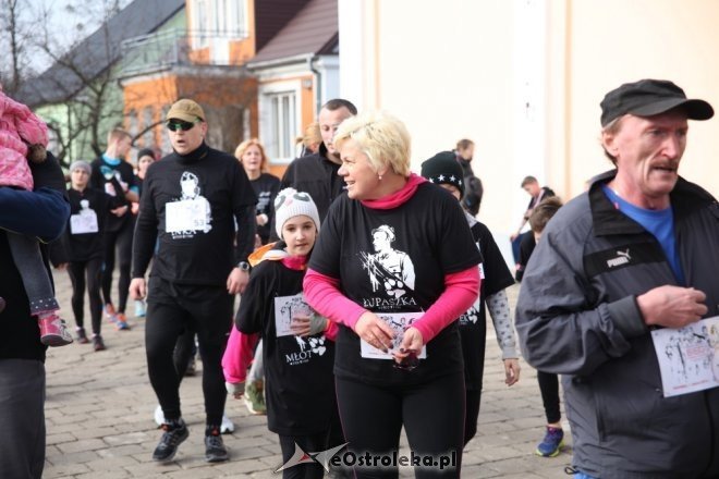 Ostrołęczanie pobiegli w hołdzie Żołnierzom Wyklętym [01.03.2015] - zdjęcie #8 - eOstroleka.pl