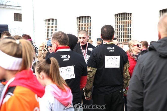 Ostrołęczanie pobiegli w hołdzie Żołnierzom Wyklętym [01.03.2015] - zdjęcie #15 - eOstroleka.pl