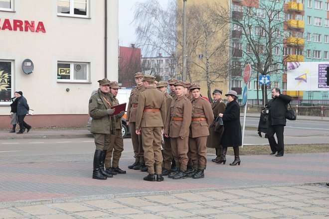 Miejskie obchody Narodowego Dnia Pamięci Żołnierzy Wyklętych [01.03.2015] - zdjęcie #12 - eOstroleka.pl