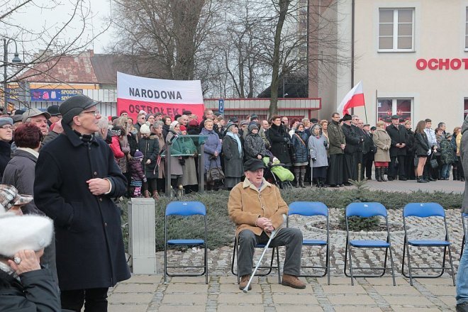 Miejskie obchody Narodowego Dnia Pamięci Żołnierzy Wyklętych [01.03.2015] - zdjęcie #77 - eOstroleka.pl