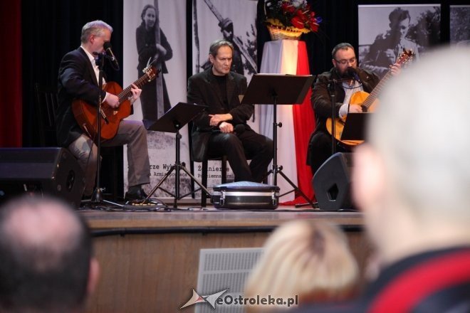 Koncert „Podziemna Armia powraca” w Ostrołęckim Centrum Kultury [02.03.2015] - zdjęcie #24 - eOstroleka.pl