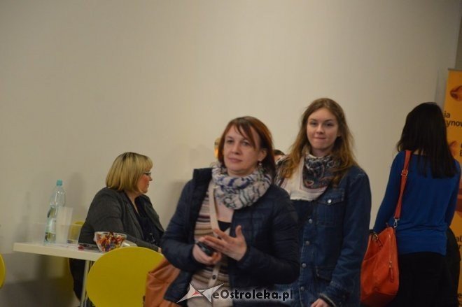 Dzień Kobiet w Galerii Bursztynowej [08.03.2015] - zdjęcie #16 - eOstroleka.pl