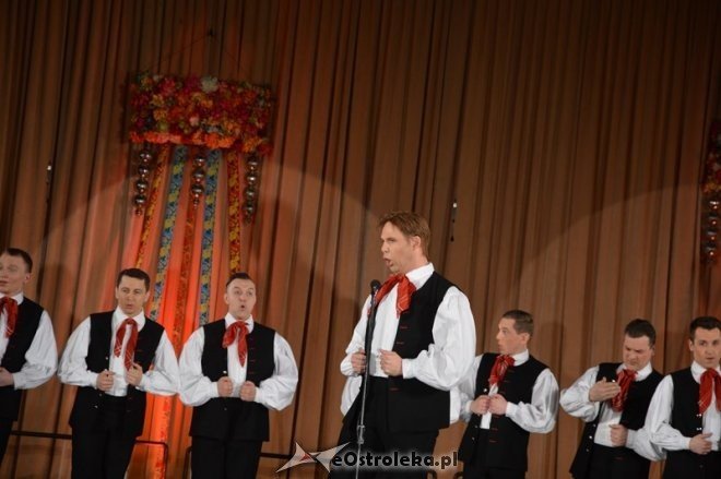 Koncert Zespołu Pieśni i Tańca ŚLĄSK [13.03.2015] - zdjęcie #1 - eOstroleka.pl