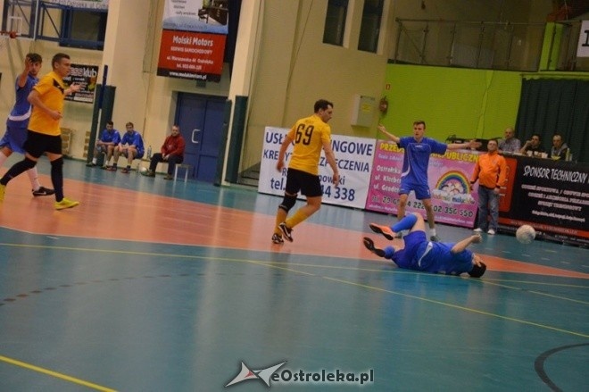 Nocna Liga Futsalu - 14. kolejka [14.03.2015] - zdjęcie #33 - eOstroleka.pl