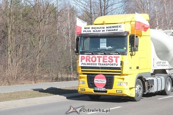 Transportowcy z Ostrołęki przez godzinę blokowali obwodnicę [23.03.2015] - zdjęcie #29 - eOstroleka.pl