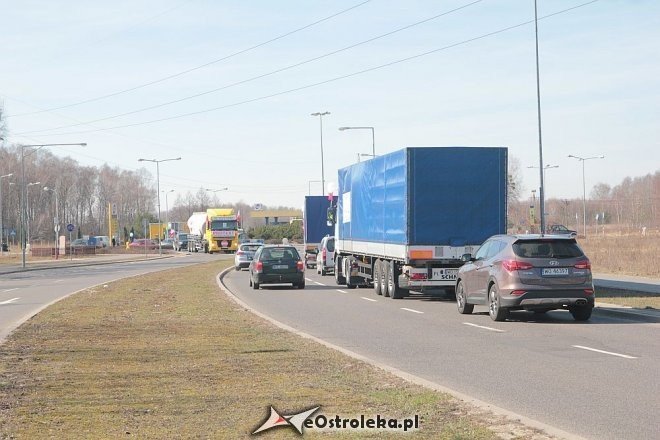 Transportowcy z Ostrołęki przez godzinę blokowali obwodnicę [23.03.2015] - zdjęcie #44 - eOstroleka.pl
