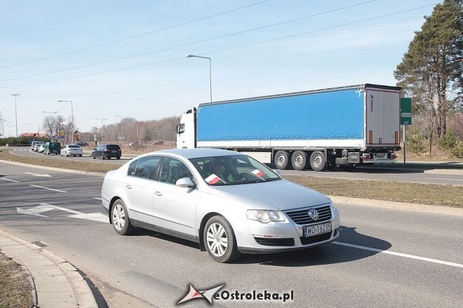 Transportowcy z Ostrołęki przez godzinę blokowali obwodnicę [23.03.2015] - zdjęcie #54 - eOstroleka.pl