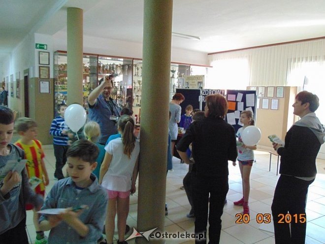 Ostrołęka: Dzień Odkrywców Talentów w Szkole Podstawowej nr 6 [24.03.2015] - zdjęcie #15 - eOstroleka.pl