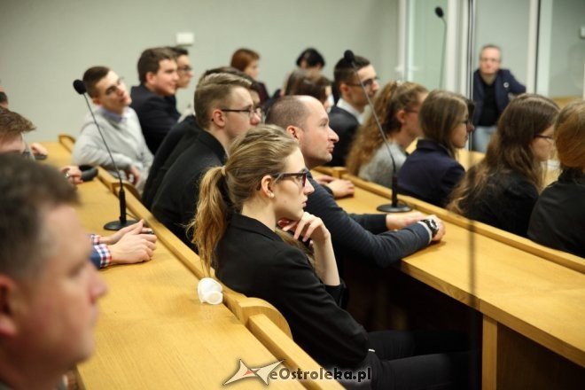 Ostrołęka: Uczniowie II SLO stanęli przed sądem oskarżeni o handel narkotykami [28.03.2015] - zdjęcie #21 - eOstroleka.pl