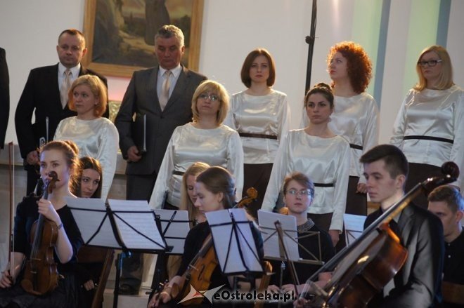 Koncert Santo Subito w Wielki Czwartek [02.04.2015] - zdjęcie #34 - eOstroleka.pl