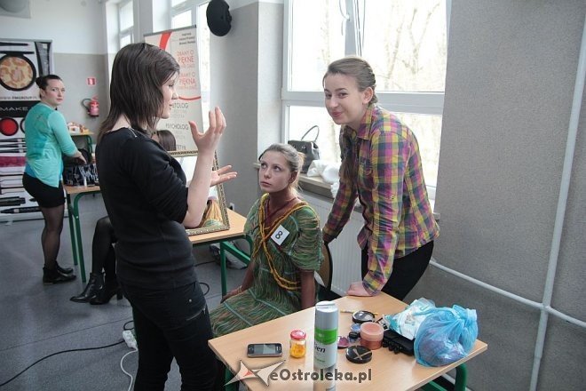 4. Konkurs Makijażu i Fryzjerstwa w ZSZ nr 2 w Ostrołęce [12.04.2015] - zdjęcie #25 - eOstroleka.pl