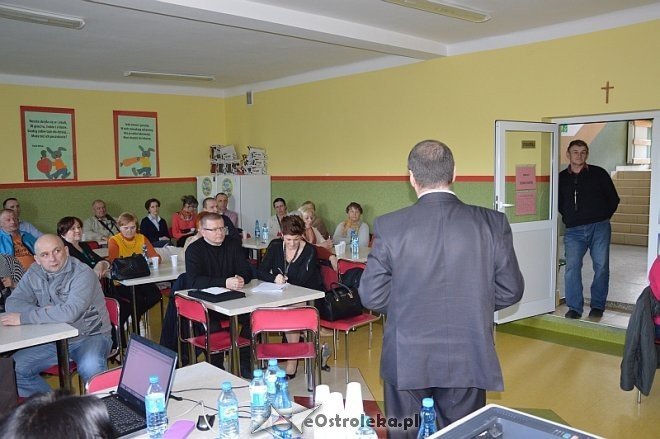 Wybory do Rady Osiedla Sienkiewicza [16.04.2015] - zdjęcie #11 - eOstroleka.pl