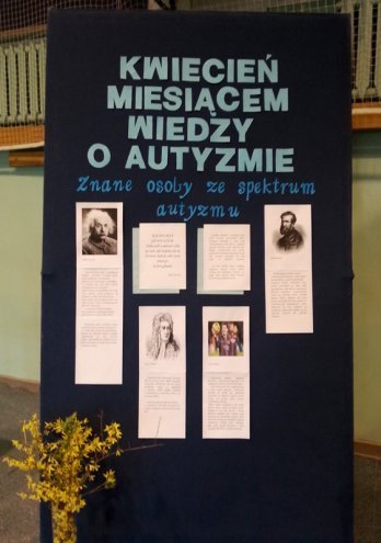 Spotkanie „Autyzm – poznaj, zbliż się” w ZS nr 4 w Ostrołęce - zdjęcie #1 - eOstroleka.pl