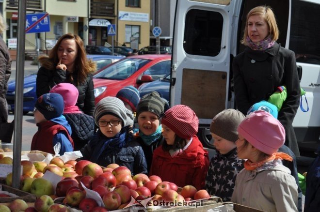 „Dzień 5 porcji warzyw, owoców i soku” w Kangurku [20.04.2015] - zdjęcie #21 - eOstroleka.pl