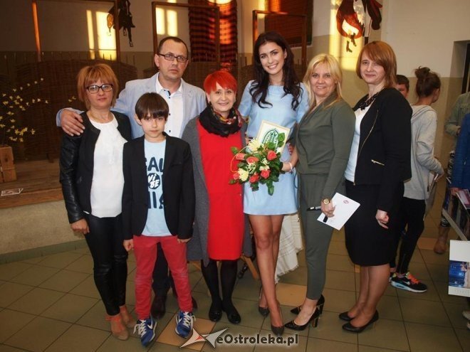 Miss Polski 2014, Ewa Mielnicka z wizytą w Kadzidle [20.04.2015] - zdjęcie #8 - eOstroleka.pl