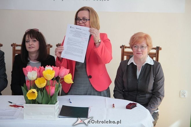 Umowa na dotację modernizacji Muzeum Kultury Kurpiowskiej w Ostrołęce podpisana [22.04.2015] - zdjęcie #12 - eOstroleka.pl
