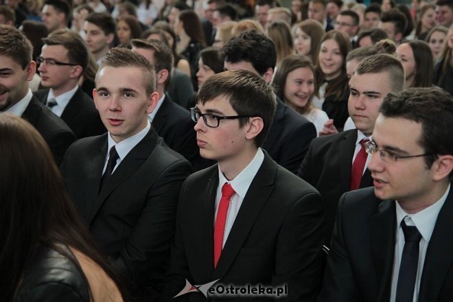 Zakończenie roku szkolnego klas maturalnych z I LO w Ostrołęce [24.04.2015] - zdjęcie #33 - eOstroleka.pl