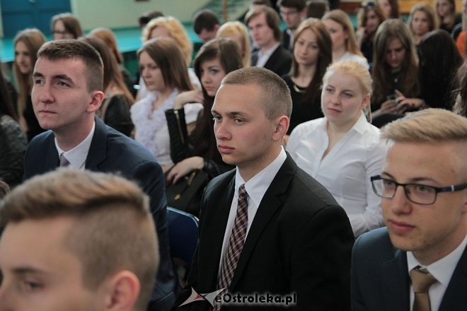 Zakończenie roku szkolnego klas maturalnych z I LO w Ostrołęce [24.04.2015] - zdjęcie #26 - eOstroleka.pl